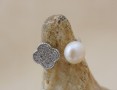 Сребърен пръстен * На слуки* от естествени бели перли